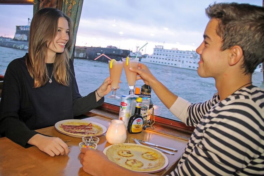 Rotterdam: Pancake Cruise - How the timing shapes the experience