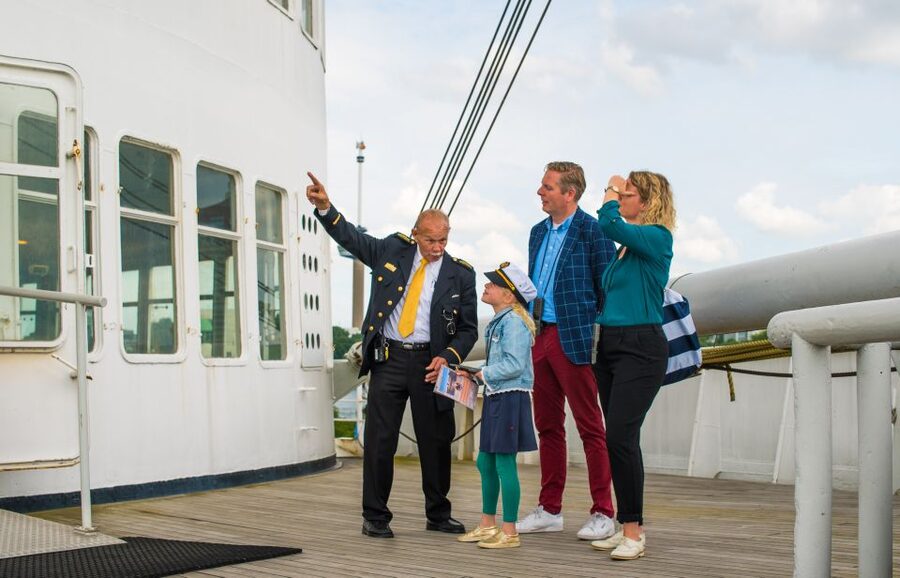 Rotterdam: Steamship Rotterdam Audio Tour Entry Ticket - Key points before you book