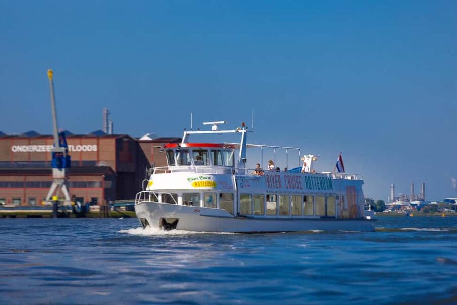 Rotterdam: Summer Cocktail Cruise - Boarding for a 90-Minute Evening on the Water