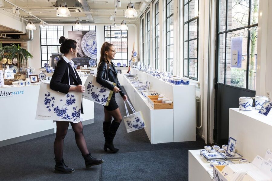 Royal Delft: Delftblue Factory and Museum - A break at Brasserie 1653 and the courtyard garden
