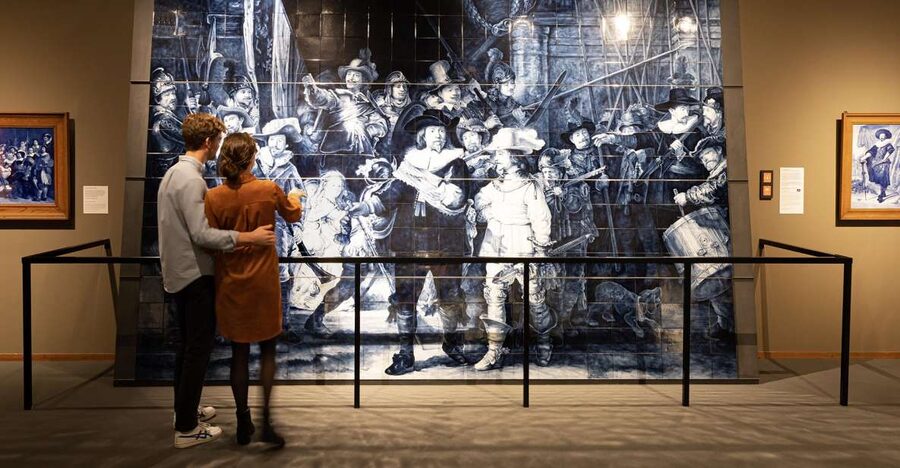 Royal Delft: Delftblue Factory and Museum - Entering the 1653 building and museum