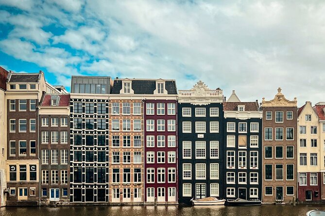 Small Group Walking Tour - Hello Amsterdam - Haarlemmersluis and the city’s bicycle culture