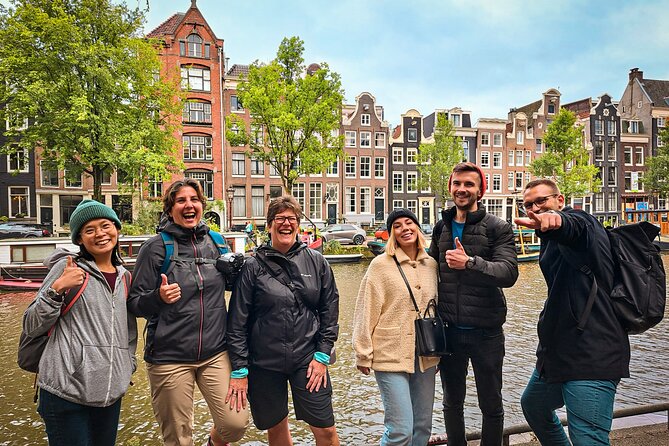Small Group Walking Tour - Hello Amsterdam - Keizersgracht and the Dutch family ideal