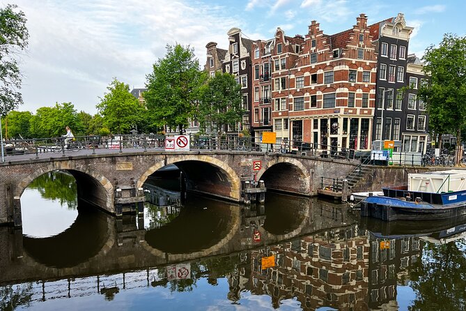 Small Group Walking Tour in Amsterdam with Friendly and Fun Guide - Starting at Dam Square and Damstraat