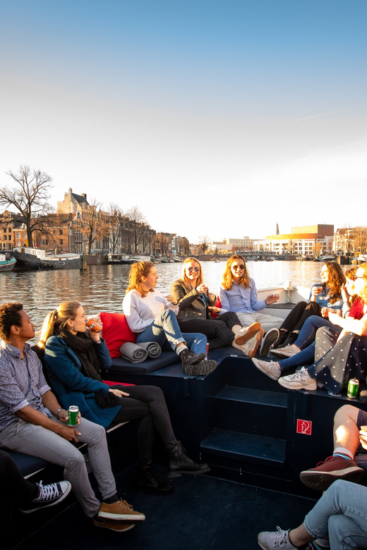Small-Group Walking Tour with Amsterdam Canal Cruise - Key things to know before booking