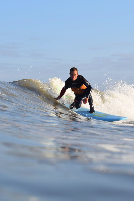 The Hague: Beginner's Surf Lesson - Starting at Scheveningen Beach