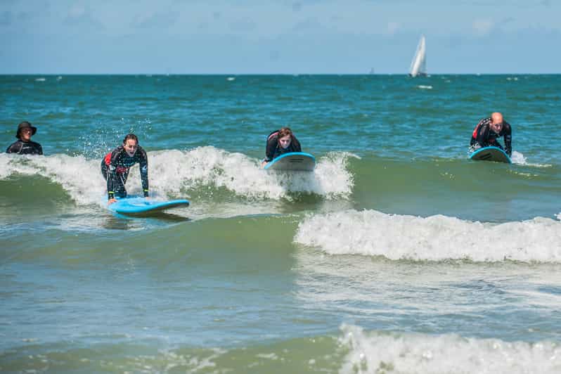 The Hague: Beginner's Surf Lesson - Why a group of six matters