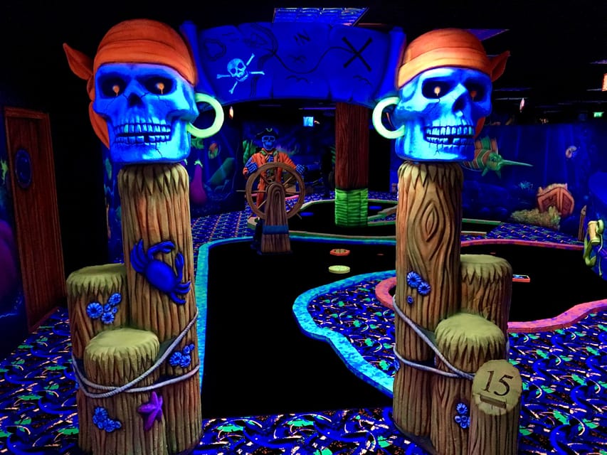The Hague: Glowgolf Glow in the Dark Indoor Minigolf - Key points at a glance