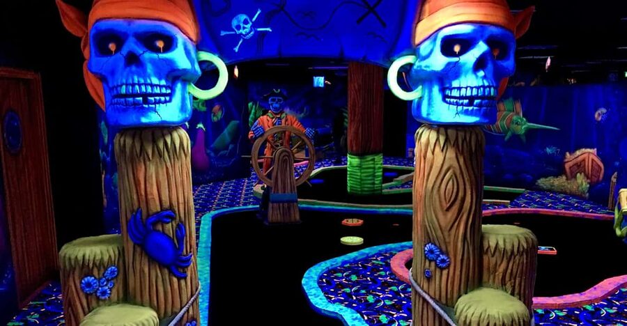 The Hague: Glowgolf Glow in the Dark Indoor Minigolf - Practical tips for getting more from the visit