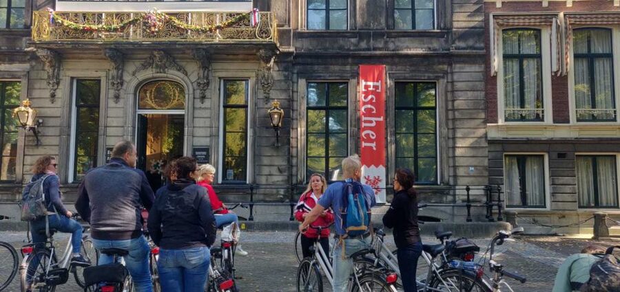The Hague: Highlights Bike Tour - Key points at a glance