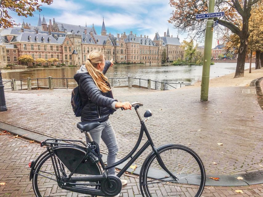 The Hague: Highlights Bike Tour - Royal Stables, palaces, and Lange Voorhout