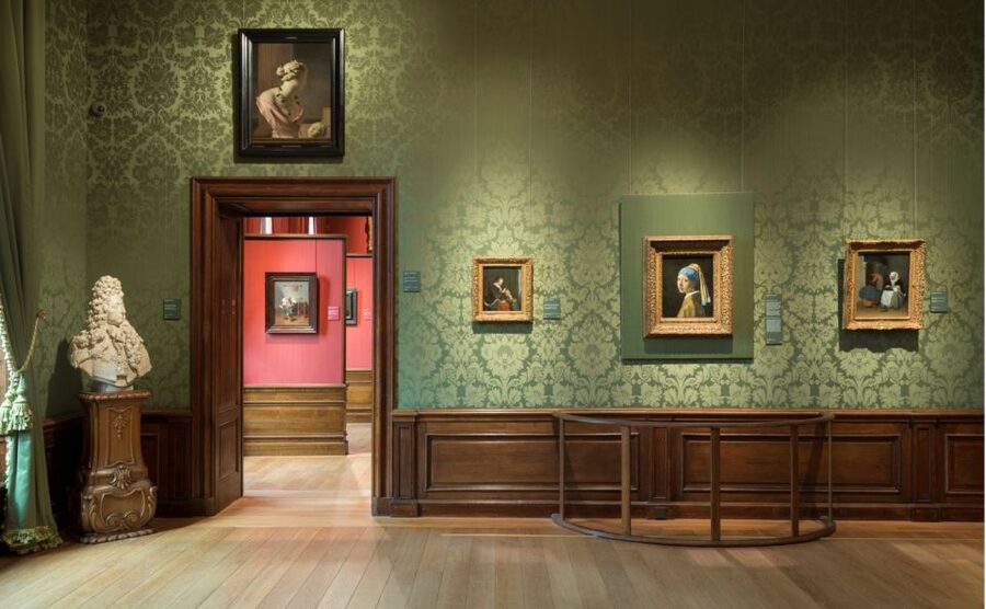 The Hague: Mauritshuis Entrance Ticket - Food, shopping, and the end of your visit