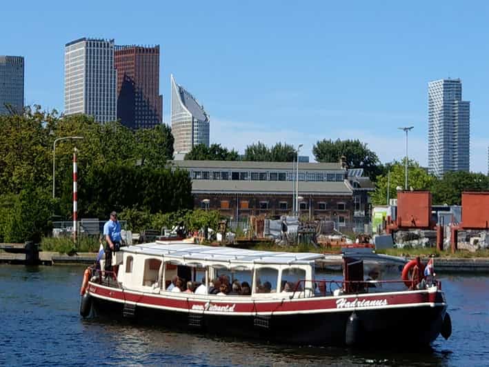 The Hague: One Way Boat Ticket to or from Delft - Arriving at Delft through Oostsingel 4