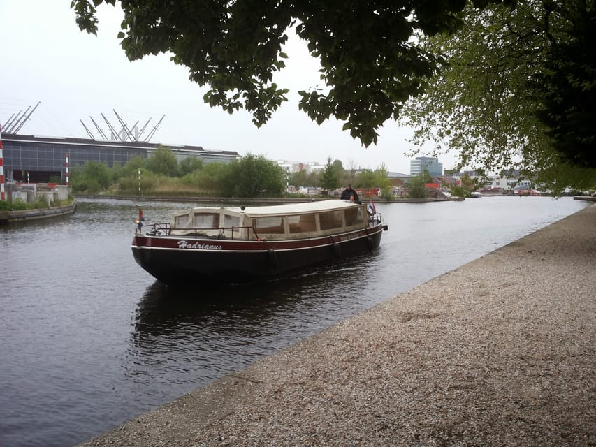 The Hague: One Way Boat Ticket to or from Delft - Who will enjoy this city-to-city cruise?