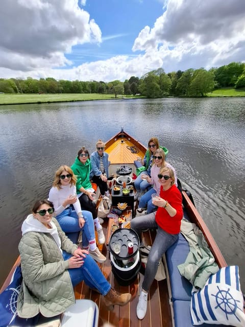 The Hague: Private Boattour up to 10 persons - Why seeing The Hague by canal is worthwhile