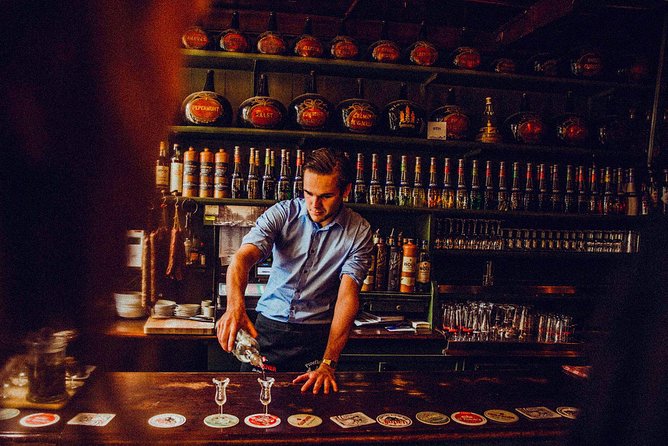 The Ultimate Craft Beer Adventure in Amsterdam! - Dutch-only beer at Proeflokaal Arendsnest