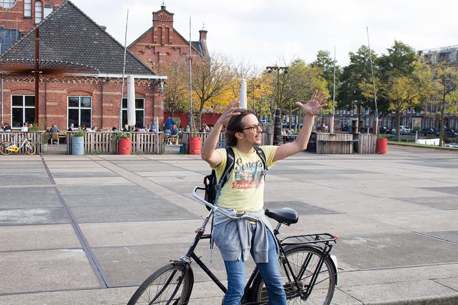 Urban Adventures Amsterdam Bike Tour, Graffiti and Magnet Fishing - The Jordaan by bicycle, not by checklist