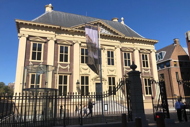 Visit the Girl with the Pearl Earring, The Hague & Delft City - Key points to know before booking