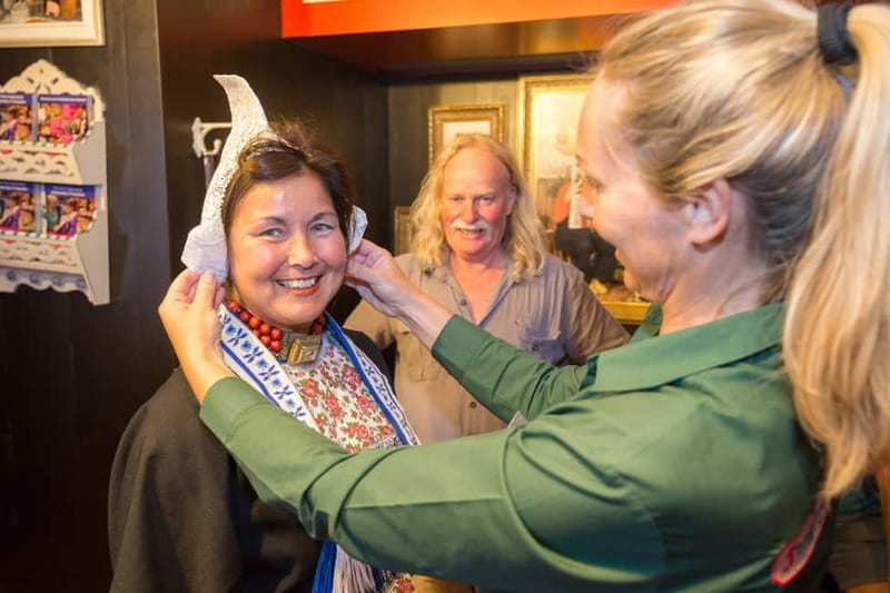 Volendam: Photo Opportunity in Traditional Dutch Costume - Trying on the Dutch National Dress