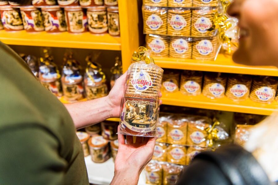 Volendam: Stroopwafel Experience with Tasting - Key points to know before you book