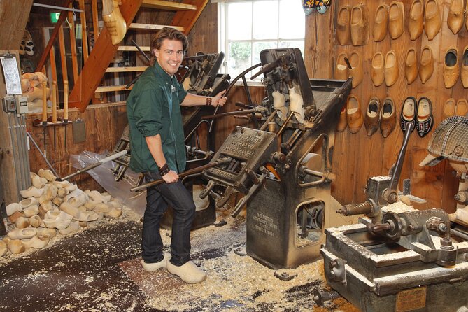 Zaanse Schans and Cheese Tasting Guided Tour from Amsterdam - The clog museum and wooden shoe workshop