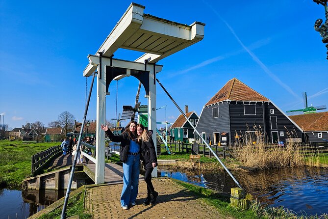 Zaanse Schans and Cheese Tasting Guided Tour from Amsterdam - How much free time will you really get?