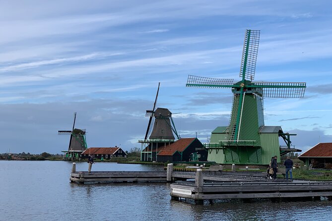 Zaanse Schans and Giethoorn Small-Group Tour with Hotel Pick-Up - Why combine Zaanse Schans and Giethoorn?