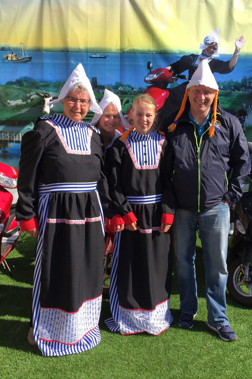 Zaanse Schans: Windmills, Clogs & Cheese by Electric Scooter - The scooter rules and comfort factors